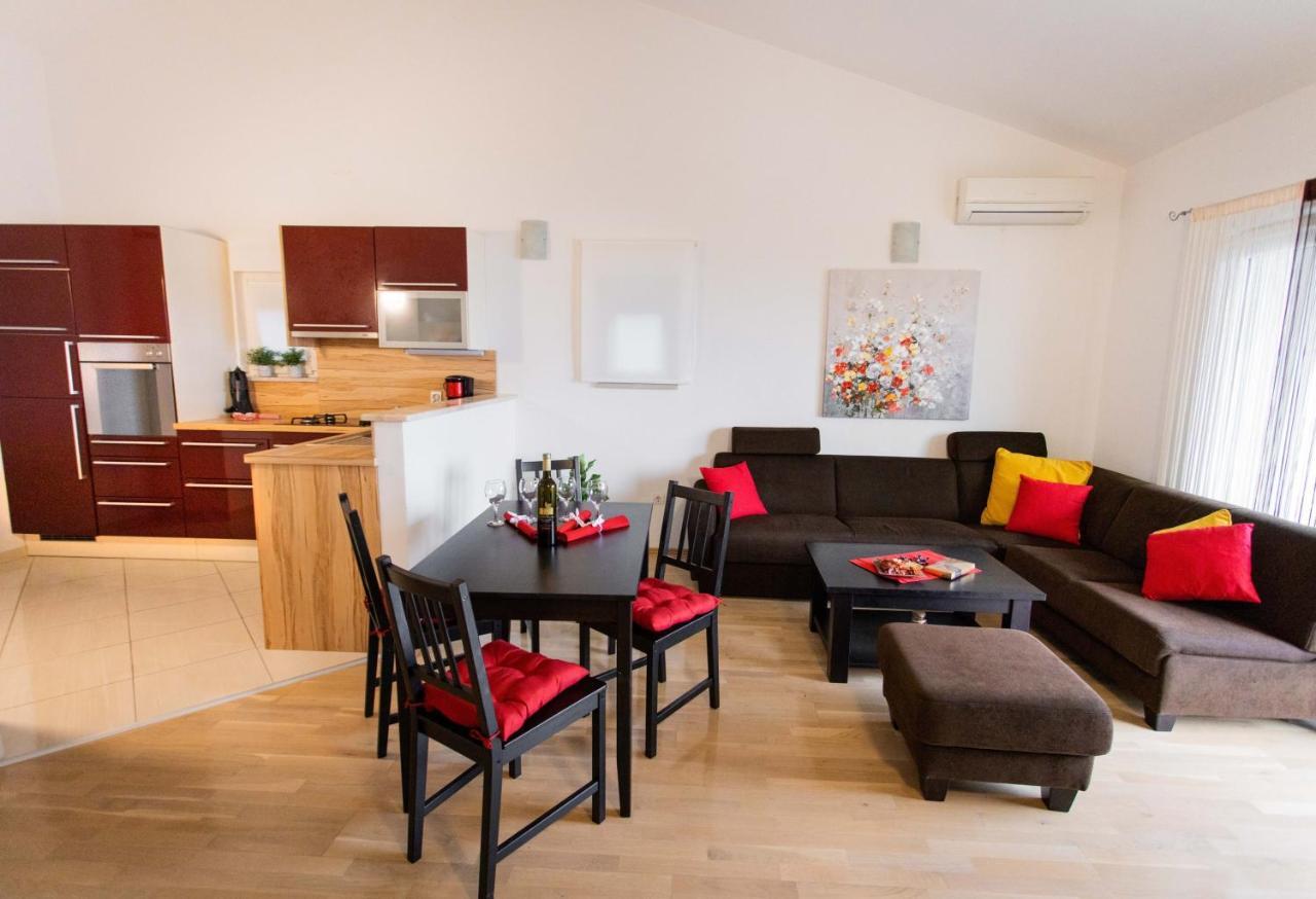 Appartement Five à Brela Extérieur photo